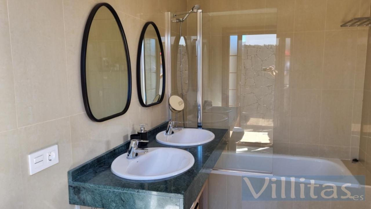 Villa Tegala By Villitas Playa Blanca  Eksteriør billede